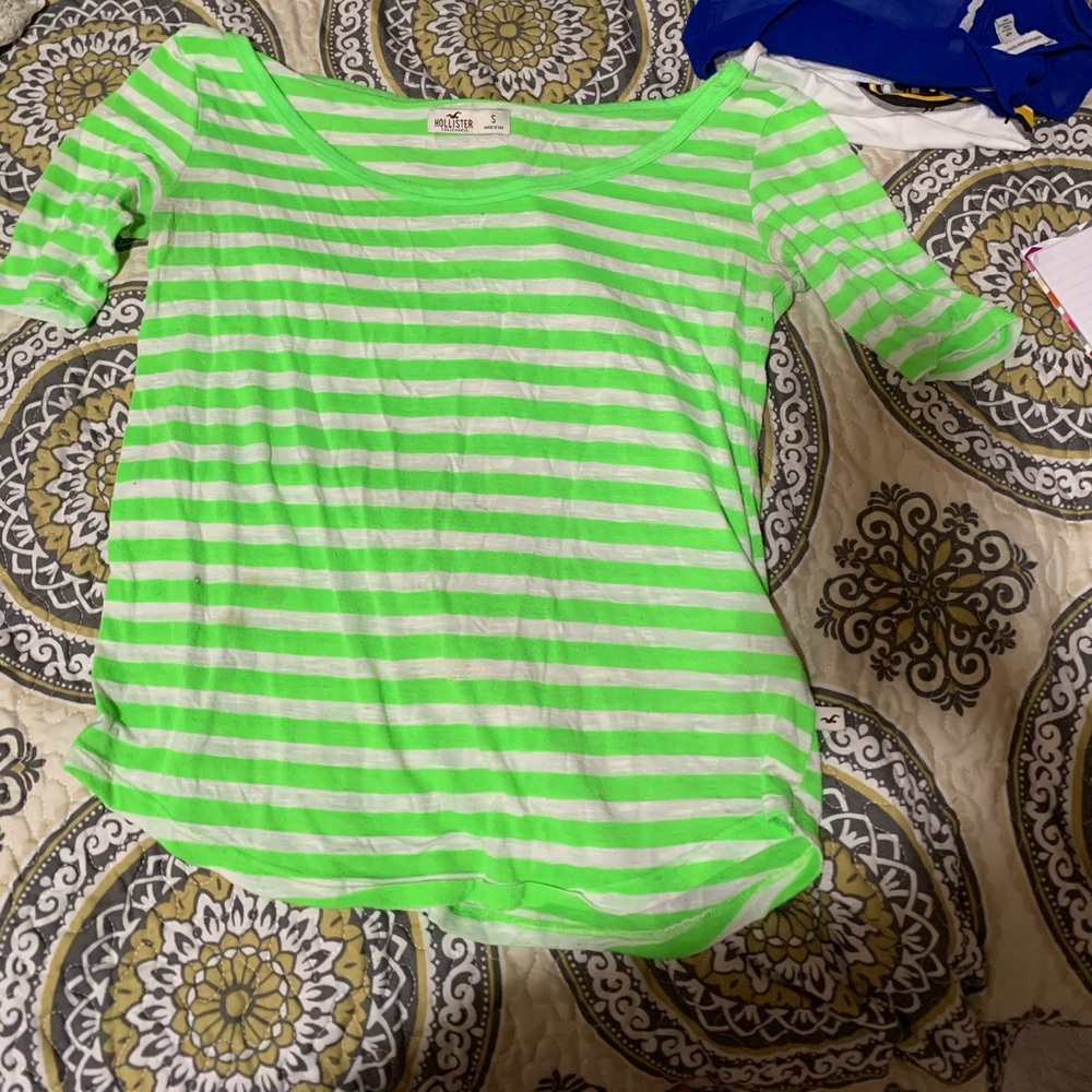Hollister Quarter Sleeve